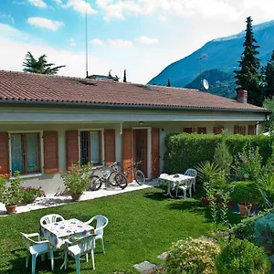  Apartment Casa Facchinetti Orange Italien